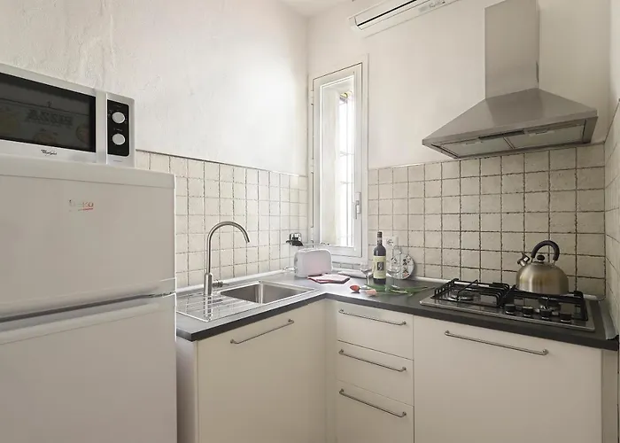 Apartament At 4 For