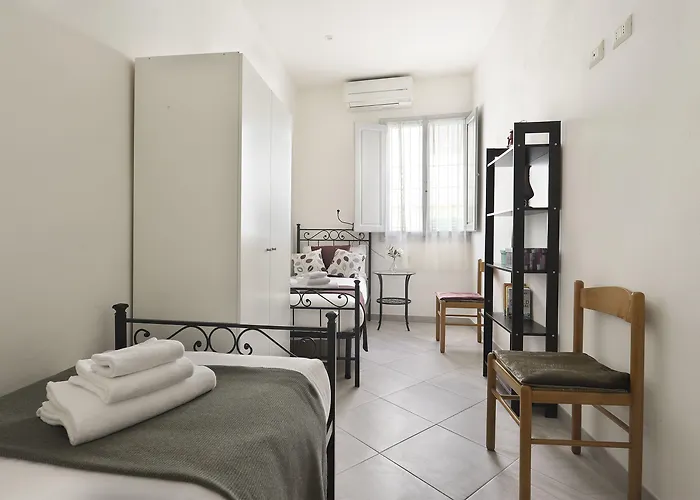 Apartament At 4 For