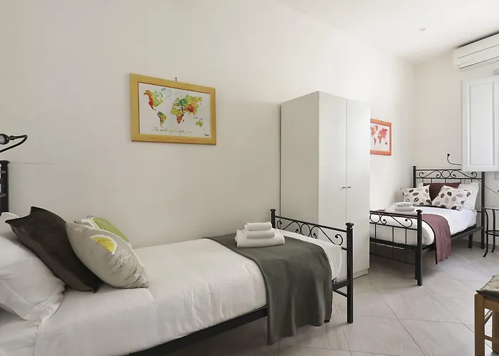 Apartament At 4 For