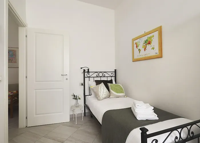 At 4 For Apartament *