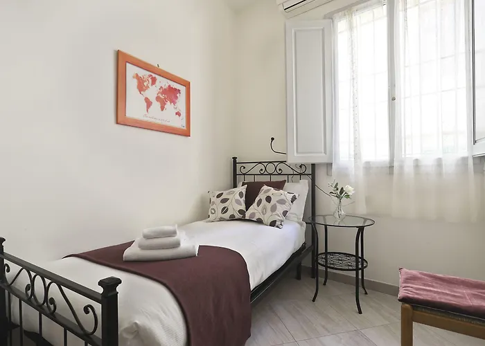 At 4 For Apartament *