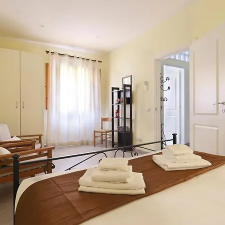 Apartmán At 4 For