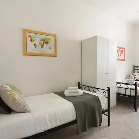 Apartment At 4 For Florence